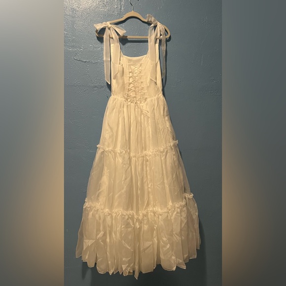 Wild Rose White Dress - Picture 3 of 6